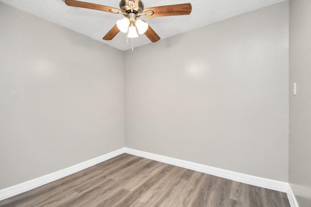 11214 Fm 442, Boling, TX 77420