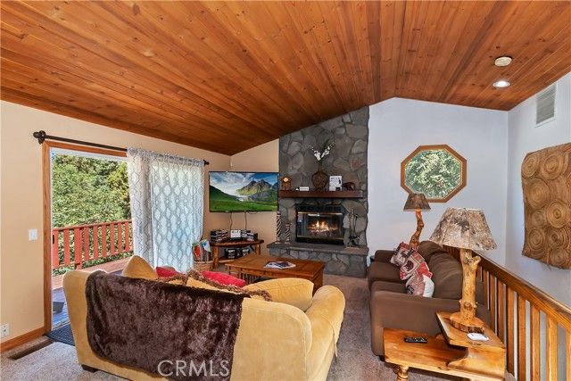 1134 Siskiyou Drive, Big Bear Lake, CA 92315