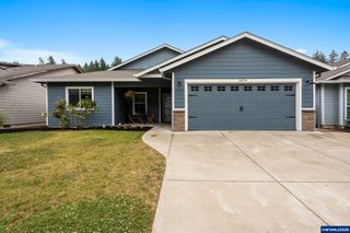2474 Equestrian Lp S, Salem, OR 97302