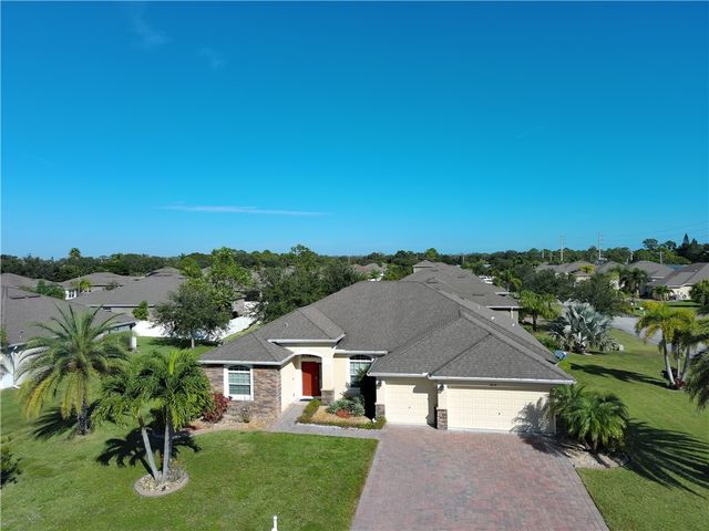 5830 Wyndham Manor, Vero Beach, FL 32967