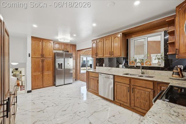13575 Mercedes, Redford Charter Township, MI 48239