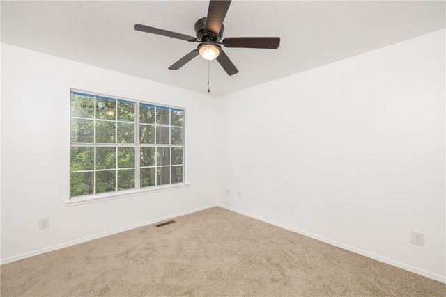 1760 N Glenbrook Place, Fayetteville, AR 72701
