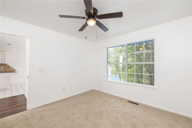 1760 N Glenbrook Place, Fayetteville, AR 72701