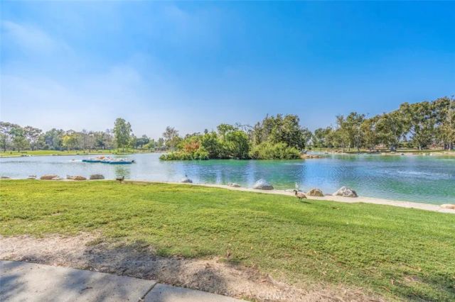 12042 Sylvan River 1, Fountain Valley, CA 92708