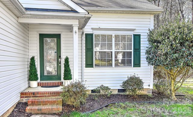 9225 White Aspen Place, Charlotte, NC 28269