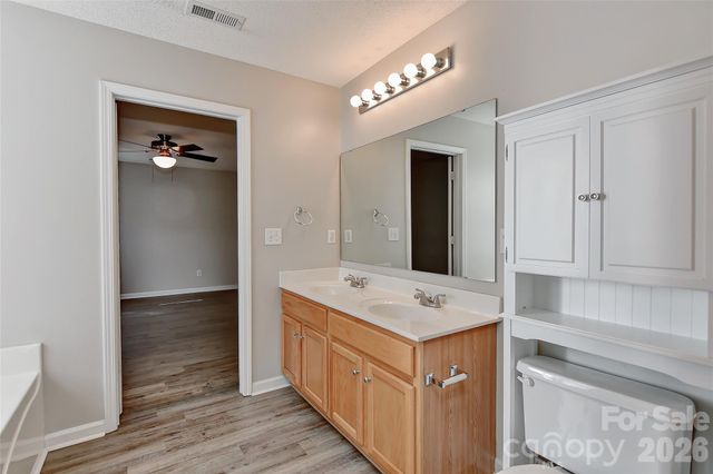 9225 White Aspen Place, Charlotte, NC 28269