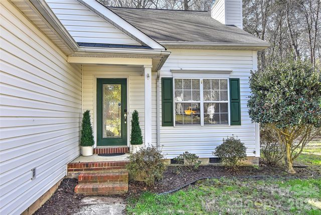 9225 White Aspen Place, Charlotte, NC 28269