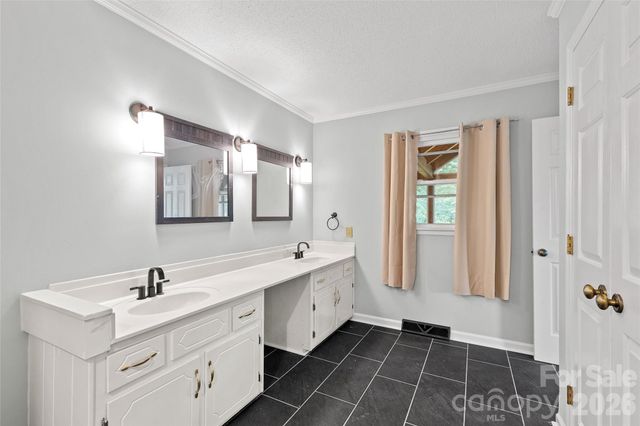2004 Fountain Lane, Stanley, NC 28164