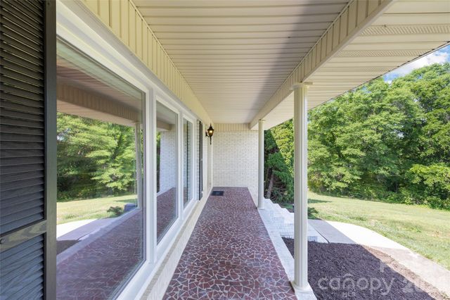 2004 Fountain Lane, Stanley, NC 28164