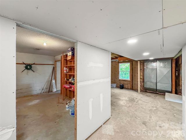 2004 Fountain Lane, Stanley, NC 28164