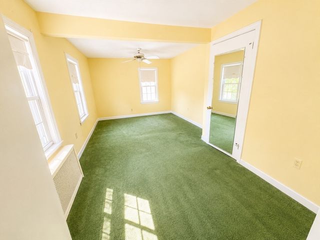 36 Plummer Ave, Lowell, MA 01852