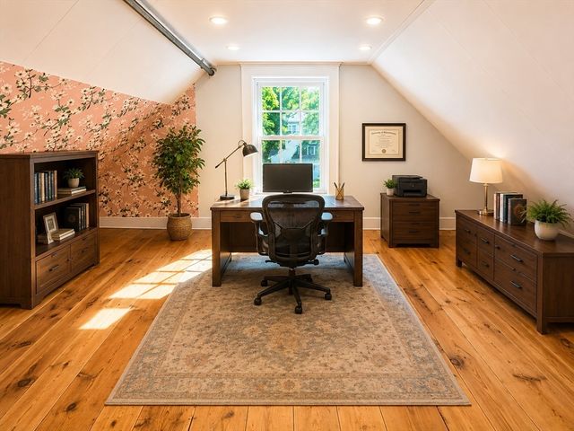 36 Plummer Ave, Lowell, MA 01852