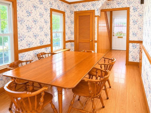 36 Plummer Ave, Lowell, MA 01852
