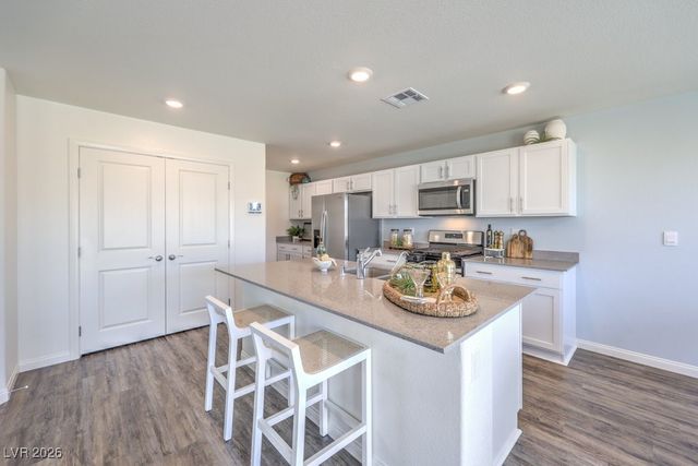 2630 Blue Dawn Falls Ave Street 135, North Las Vegas, NV 89081