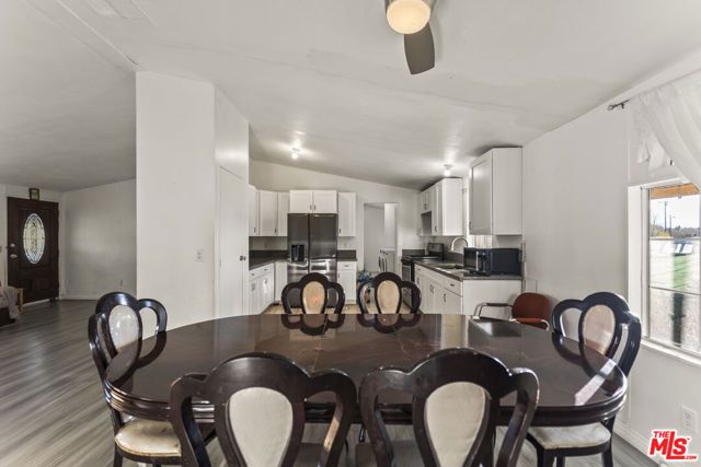 6677 Maricopa Road, Phelan, CA 92371