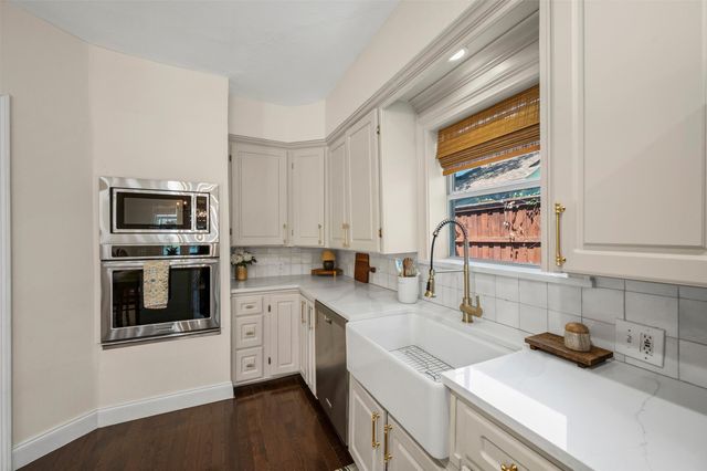 5223 Denton Drive, Dallas, TX 75235