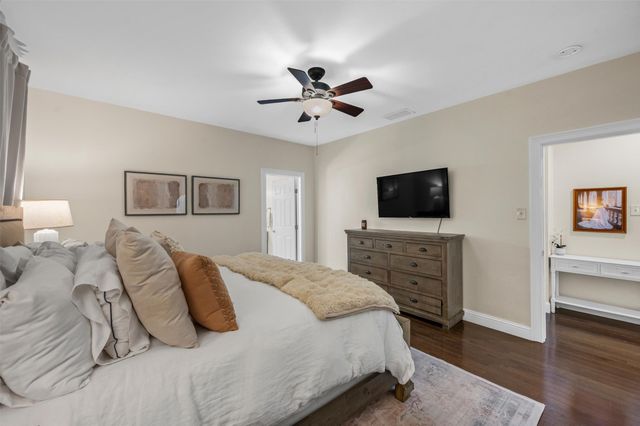5223 Denton Drive, Dallas, TX 75235