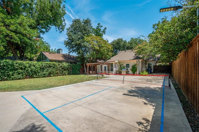 5223 Denton Drive, Dallas, TX 75235