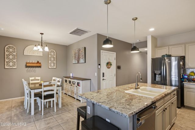10387 S High Bluff Drive, Vail, AZ 85641