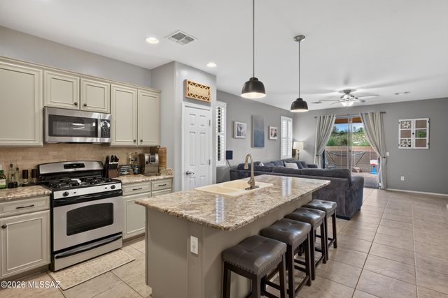 10387 S High Bluff Drive, Vail, AZ 85641