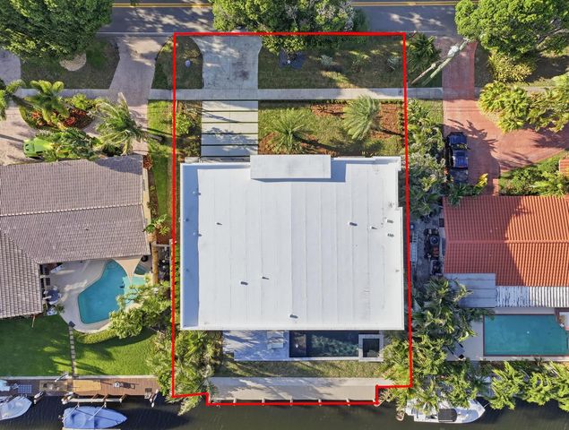 2360 NE 49th Street, Lighthouse Point, FL 33064