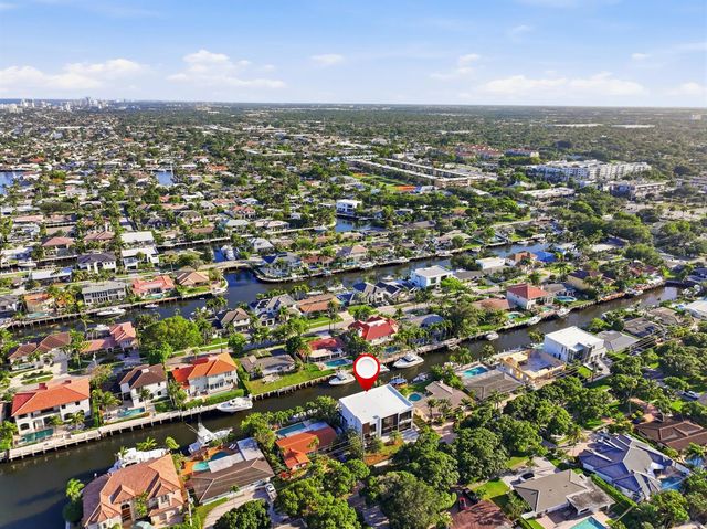 2360 NE 49th Street, Lighthouse Point, FL 33064
