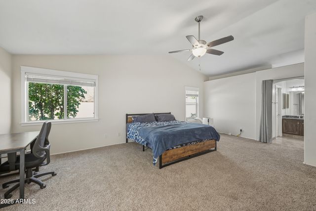 824 W COOLEY Drive, Gilbert, AZ 85233