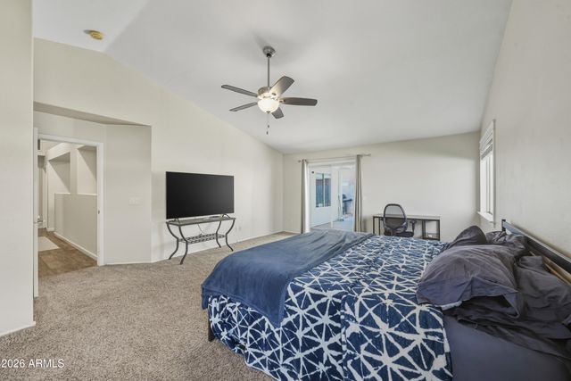 824 W COOLEY Drive, Gilbert, AZ 85233