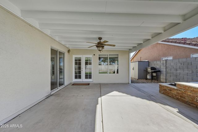 824 W COOLEY Drive, Gilbert, AZ 85233