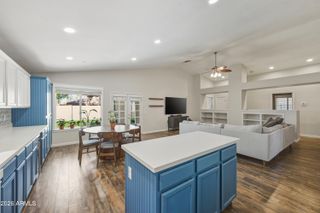 824 W COOLEY Drive, Gilbert, AZ 85233