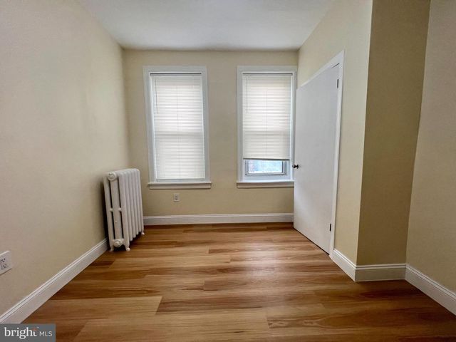 2404 MIFFLIN ST, Philadelphia, PA 19145