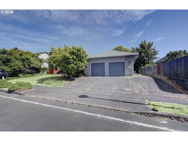 13210 Se 27TH St, Vancouver, WA 98683