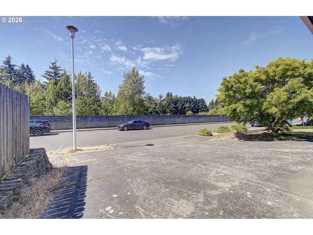 13210 Se 27TH St, Vancouver, WA 98683