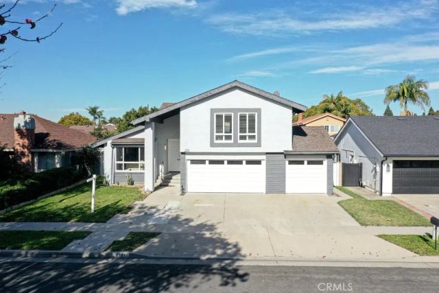 2301 W Manly, Santa Ana, CA 92704