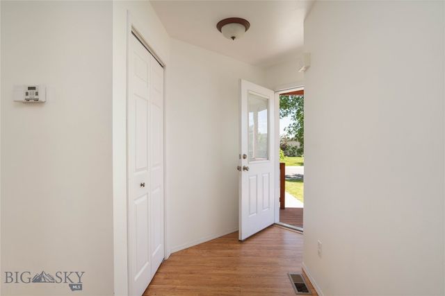 562 N River Rock Drive, Belgrade, MT 59714