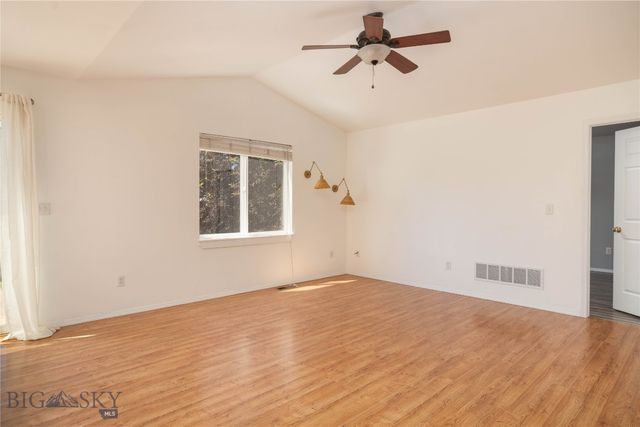562 N River Rock Drive, Belgrade, MT 59714