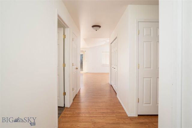 562 N River Rock Drive, Belgrade, MT 59714