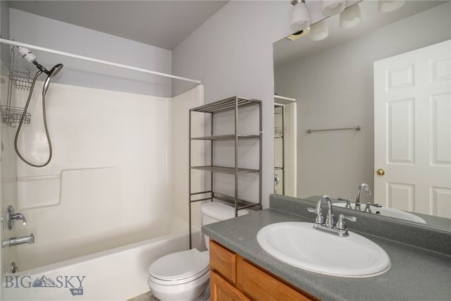 562 N River Rock Drive, Belgrade, MT 59714