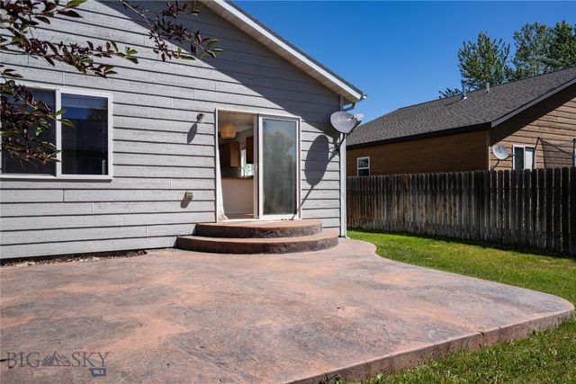 562 N River Rock Drive, Belgrade, MT 59714