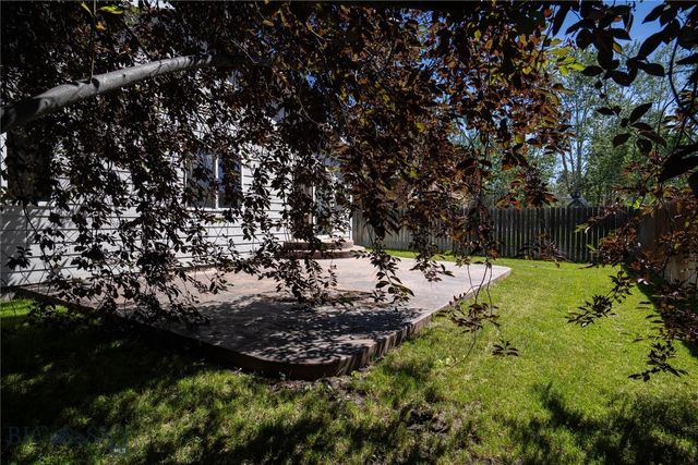 562 N River Rock Drive, Belgrade, MT 59714