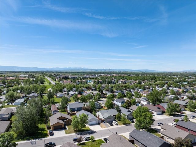 562 N River Rock Drive, Belgrade, MT 59714