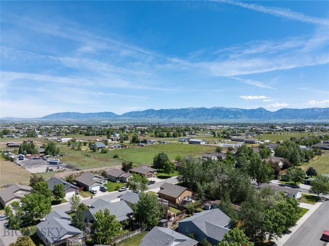 562 N River Rock Drive, Belgrade, MT 59714