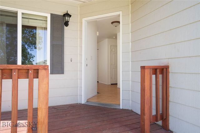 562 N River Rock Drive, Belgrade, MT 59714