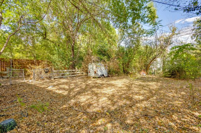 720 Northwood Road, Fort Worth, TX 76107