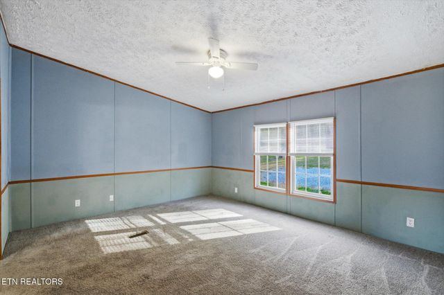 418 County Road 61, Riceville, TN 37370