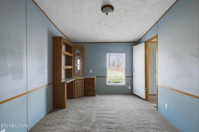 418 County Road 61, Riceville, TN 37370