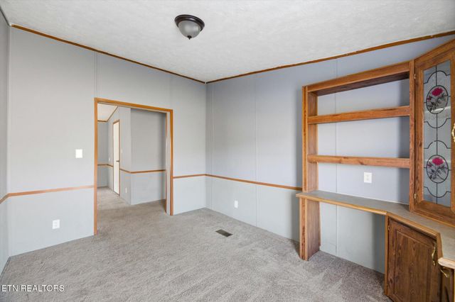 418 County Road 61, Riceville, TN 37370