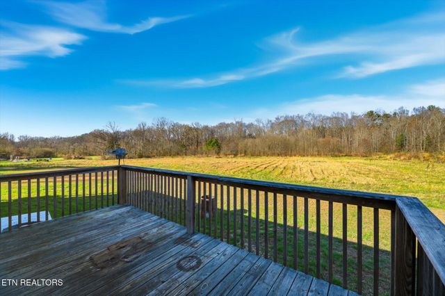 418 County Road 61, Riceville, TN 37370