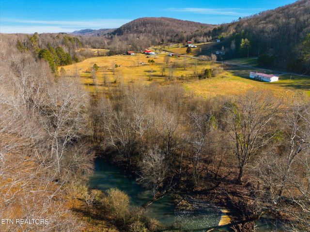 418 County Road 61, Riceville, TN 37370