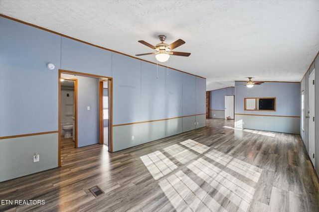 418 County Road 61, Riceville, TN 37370